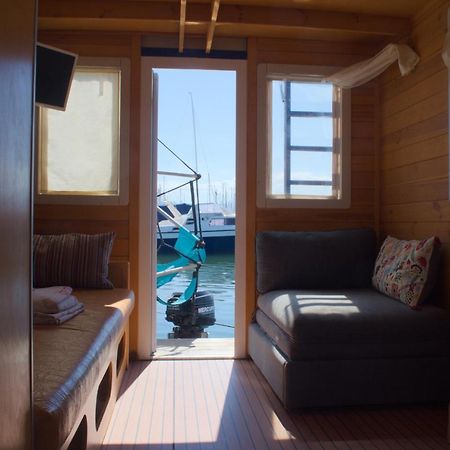 Houseboat Cagliari Hotel Luaran gambar