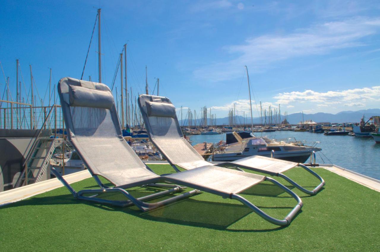 Houseboat Cagliari Hotel Luaran gambar